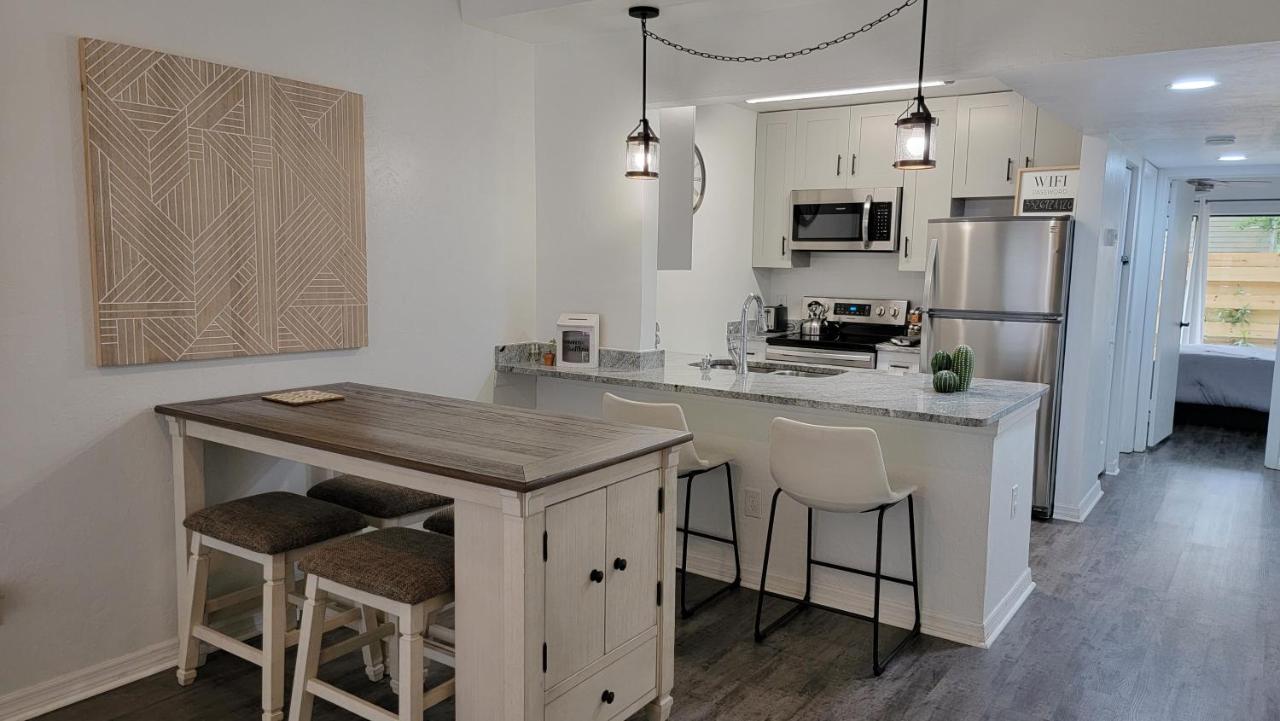 Discover Luxury Condo Steps Away From Celebration Pointe And I-75! Gainesville Eksteriør bilde
