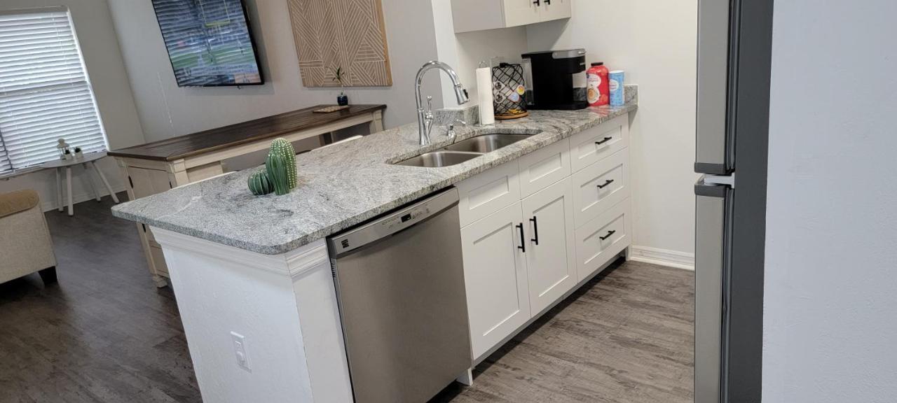 Discover Luxury Condo Steps Away From Celebration Pointe And I-75! Gainesville Eksteriør bilde